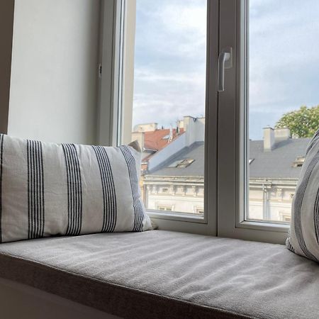 Royal Rose Apartment - Old Town Cracovia Esterno foto