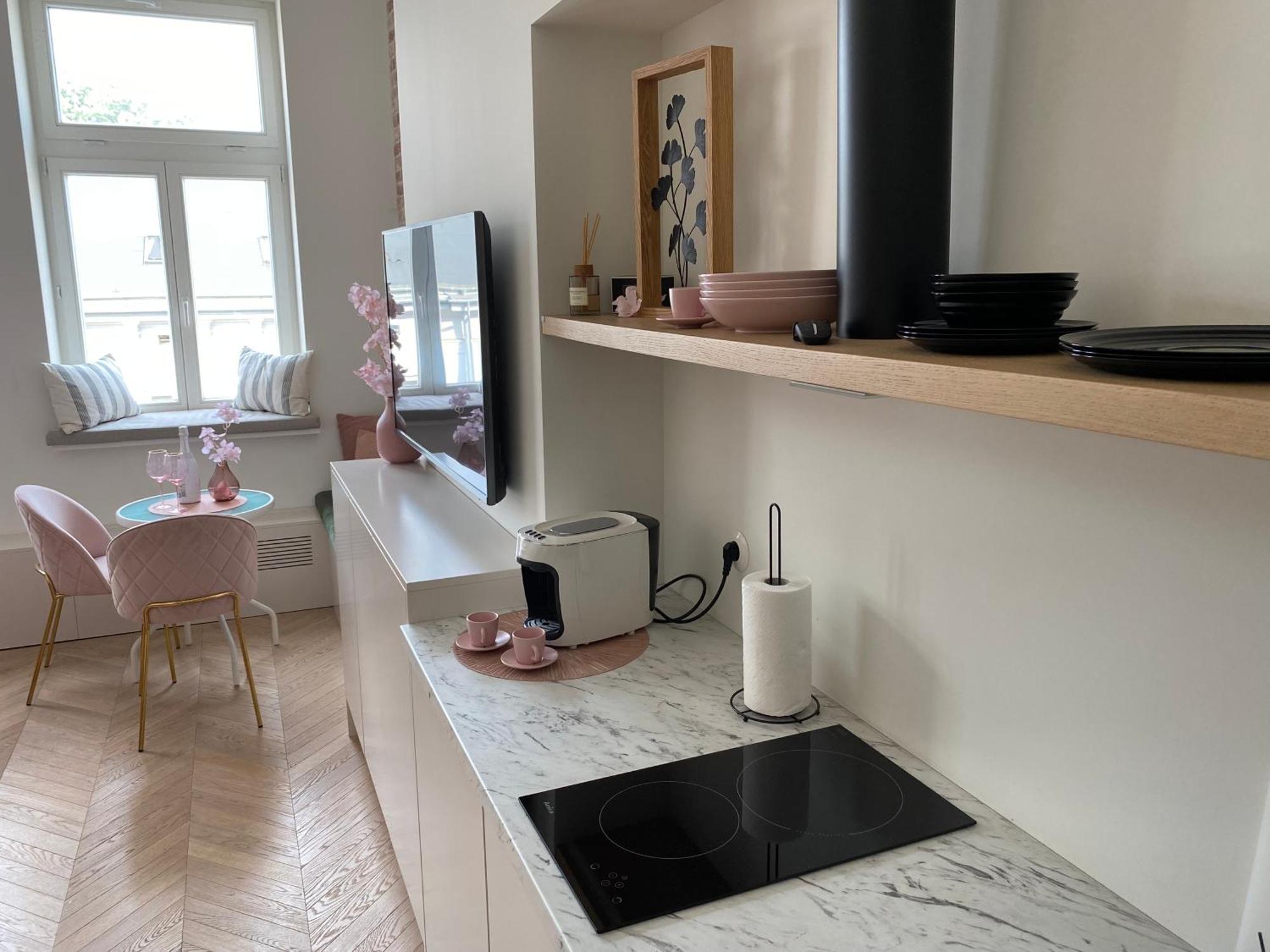 Royal Rose Apartment - Old Town Cracovia Esterno foto