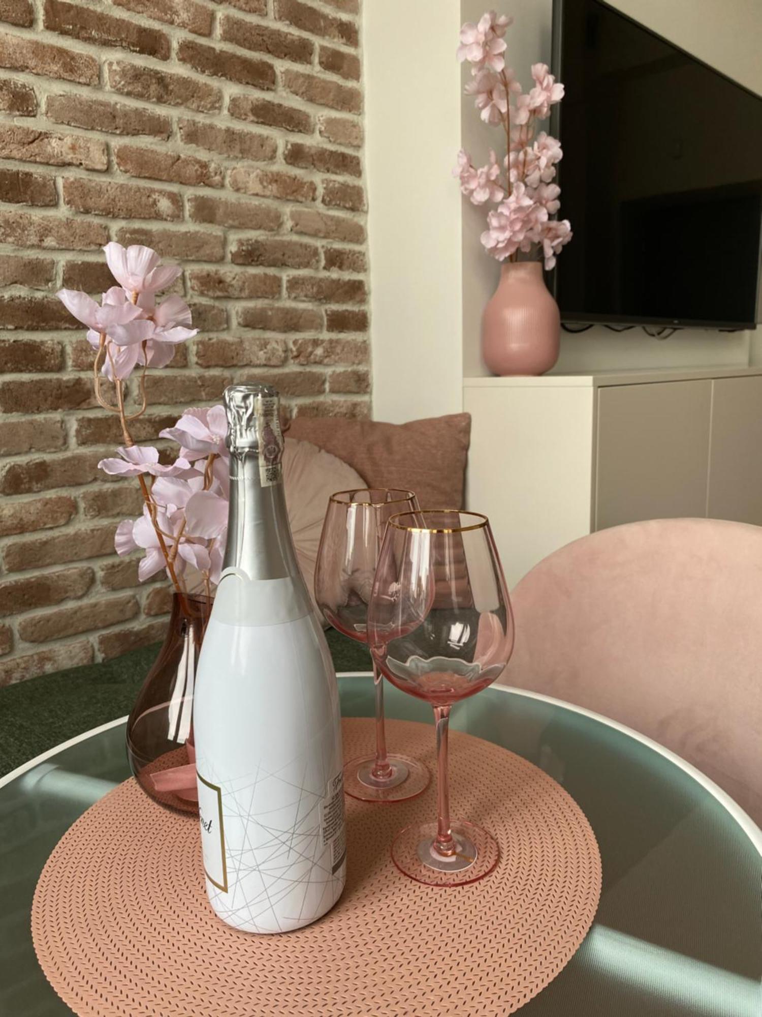 Royal Rose Apartment - Old Town Cracovia Esterno foto